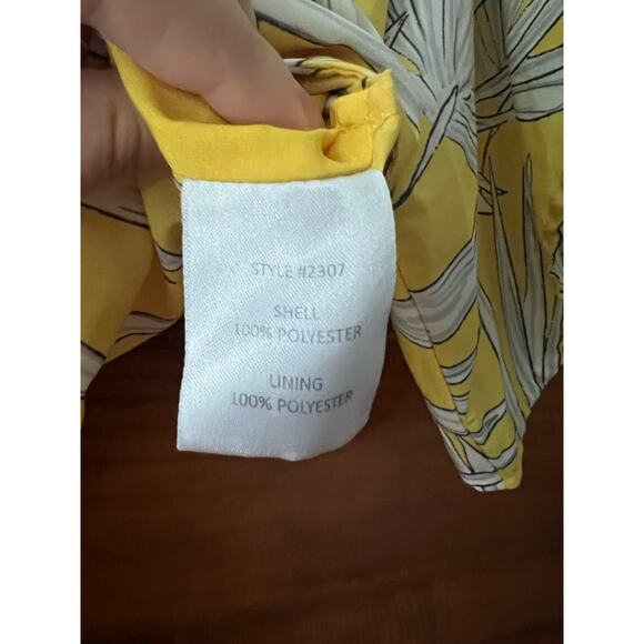 Hutch Women's Yellow Leaf Print Tie-Front Crop Blouse Short Sleeve Tropical XS - Picture 6 of 10